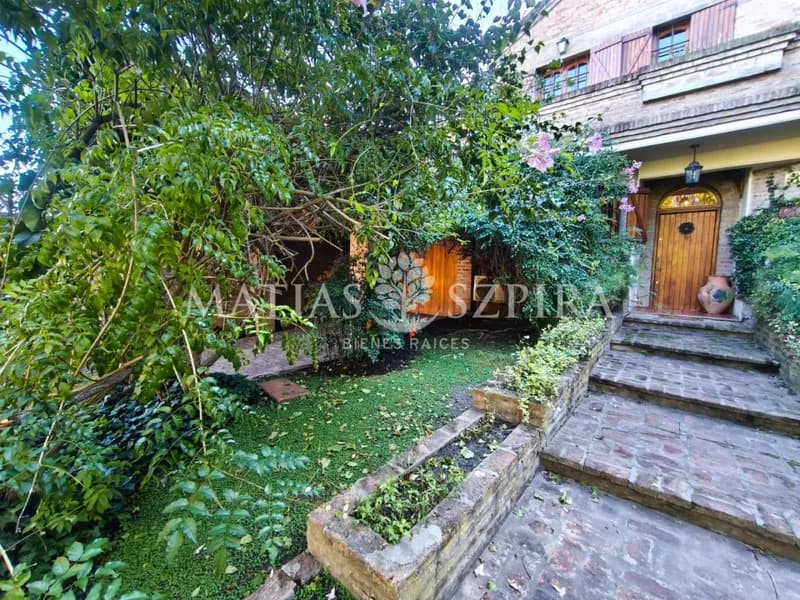 Casa en venta · Ituzaingó Norte, Ituzaingó, GBA Oeste, Provincia de Buenos Aires Casa en venta · Ituzaingó Norte, Ituzaingó, GBA Oeste, Provincia de Buenos Aires