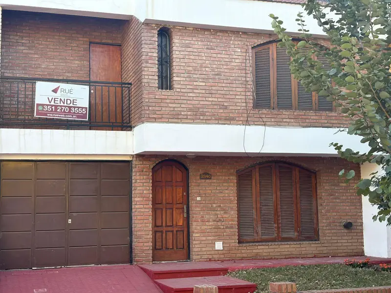 Casa en venta · Barrio Jardin, Córdoba Capital, Córdoba Casa en venta · Barrio Jardin, Córdoba Capital, Córdoba