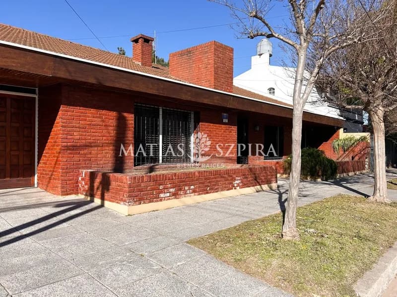 Casa en venta · Paso del Rey, Moreno, GBA Oeste, Provincia de Buenos Aires Casa en venta · Paso del Rey, Moreno, GBA Oeste, Provincia de Buenos Aires
