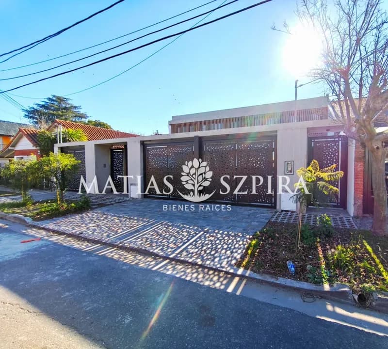 Casa en venta · Ituzaingó Norte, Ituzaingó, GBA Oeste, Provincia de Buenos Aires Casa en venta · Ituzaingó Norte, Ituzaingó, GBA Oeste, Provincia de Buenos Aires