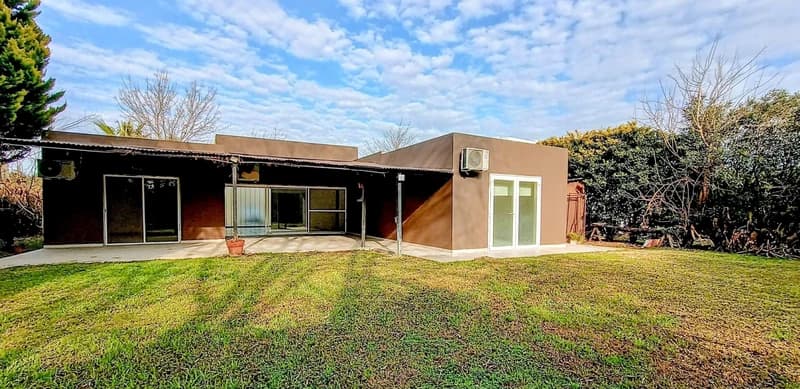 Casa en venta · Haras Santa María, Escobar, GBA Norte, Provincia de Buenos Aires Casa en venta · Haras Santa María, Escobar, GBA Norte, Provincia de Buenos Aires