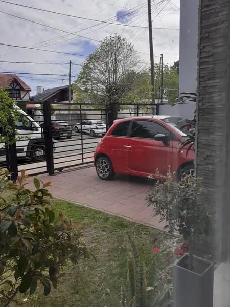 Casa en venta · Ituzaingó Norte, Ituzaingó, GBA Oeste, Provincia de Buenos Aires Casa en venta · Ituzaingó Norte, Ituzaingó, GBA Oeste, Provincia de Buenos Aires