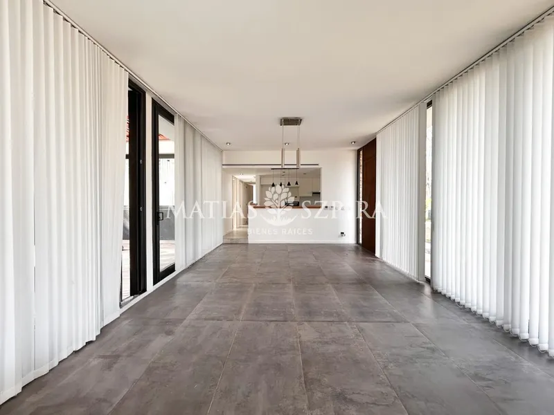Casa en venta · General Rodriguez, GBA Oeste, Provincia de Buenos Aires Casa en venta · General Rodriguez, GBA Oeste, Provincia de Buenos Aires