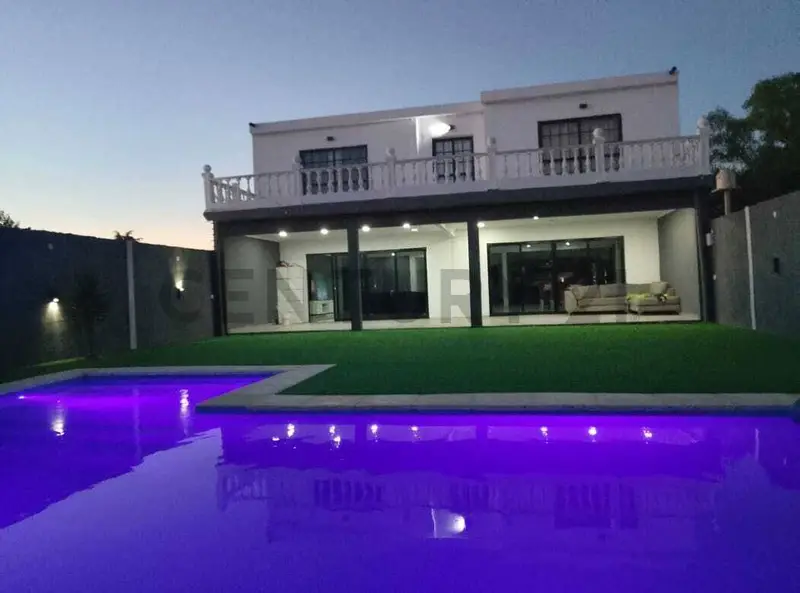Casa en venta · Monte Grande, Esteban Echeverría, GBA Sur, Provincia de Buenos Aires Casa en venta · Monte Grande, Esteban Echeverría, GBA Sur, Provincia de Buenos Aires