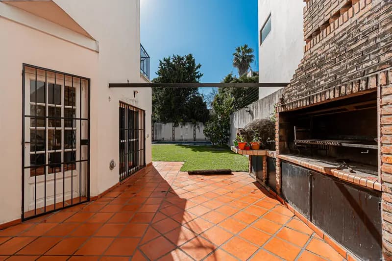 Casa en venta · Villa del Parque, CABA Casa en venta · Villa del Parque, CABA