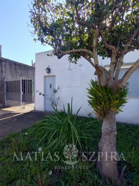 Casa en venta · Haedo, Morón, GBA Oeste, Provincia de Buenos Aires Casa en venta · Haedo, Morón, GBA Oeste, Provincia de Buenos Aires
