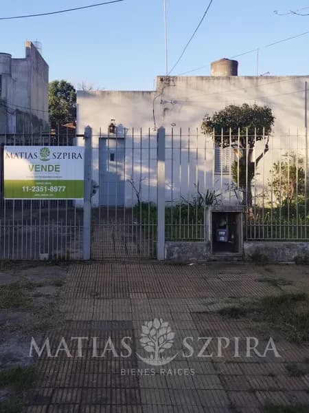 Casa en venta · Haedo, Morón, GBA Oeste, Provincia de Buenos Aires Casa en venta · Haedo, Morón, GBA Oeste, Provincia de Buenos Aires