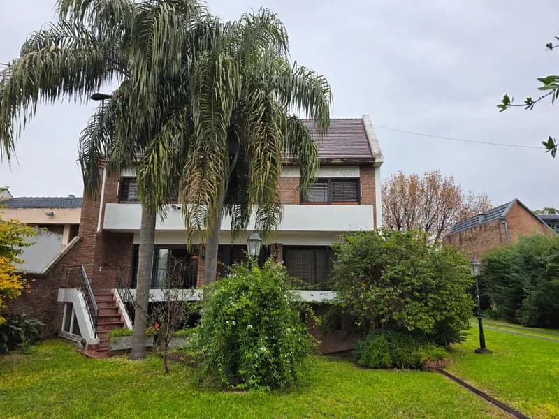 Casa en venta · Haedo, Morón, GBA Oeste, Provincia de Buenos Aires Casa en venta · Haedo, Morón, GBA Oeste, Provincia de Buenos Aires