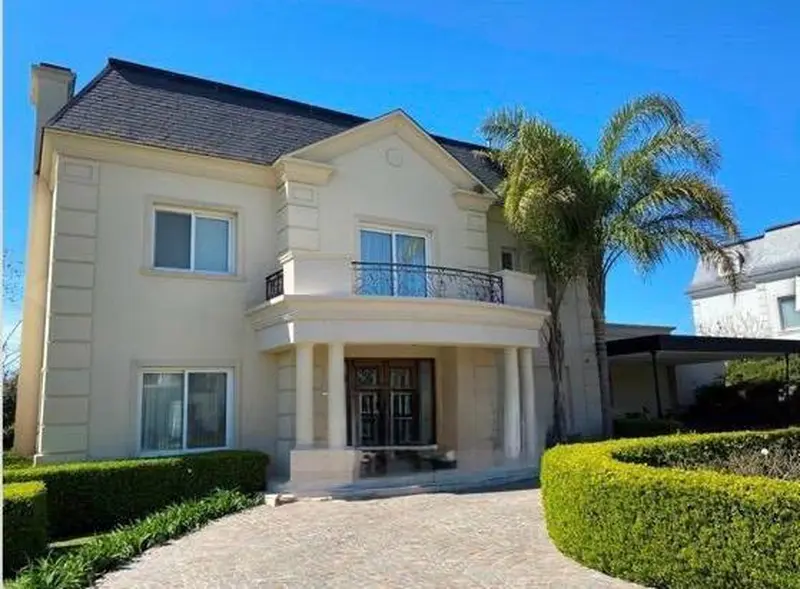 Casa en venta · La Lomada Barrio Parque, Pilar, GBA Norte, Provincia de Buenos Aires Casa en venta · La Lomada Barrio Parque, Pilar, GBA Norte, Provincia de Buenos Aires