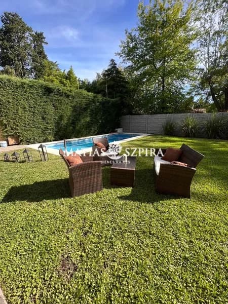 Casa en venta · Villa Gobernador Udaondo, Ituzaingó, GBA Oeste, Provincia de Buenos Aires Casa en venta · Villa Gobernador Udaondo, Ituzaingó, GBA Oeste, Provincia de Buenos Aires