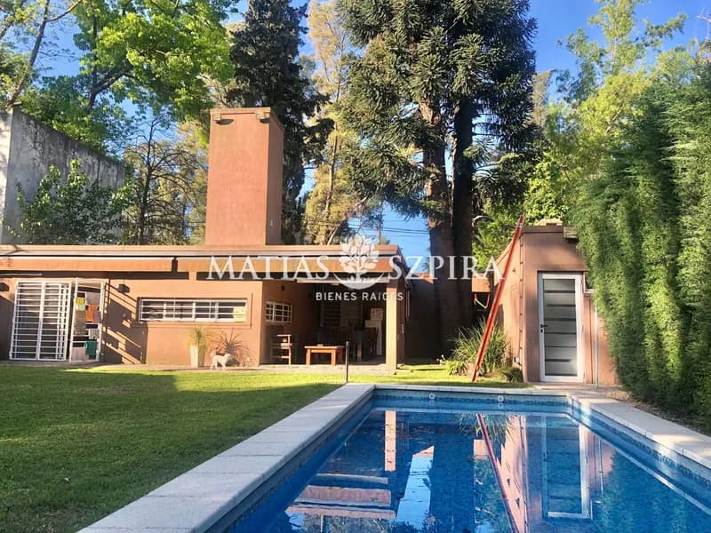 Casa en venta · Villa Gobernador Udaondo, Ituzaingó, GBA Oeste, Provincia de Buenos Aires Casa en venta · Villa Gobernador Udaondo, Ituzaingó, GBA Oeste, Provincia de Buenos Aires