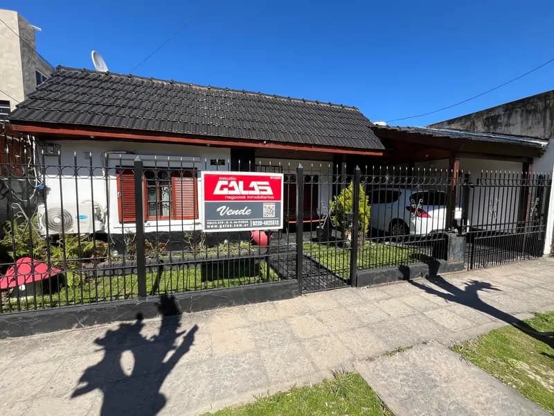 Casa en venta · San Antonio de Padua, Merlo, GBA Oeste, Provincia de Buenos Aires Casa en venta · San Antonio de Padua, Merlo, GBA Oeste, Provincia de Buenos Aires