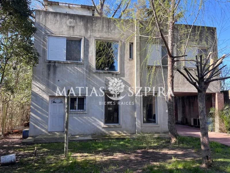 Casa en venta · Villa Gobernador Udaondo, Ituzaingó, GBA Oeste, Provincia de Buenos Aires Casa en venta · Villa Gobernador Udaondo, Ituzaingó, GBA Oeste, Provincia de Buenos Aires
