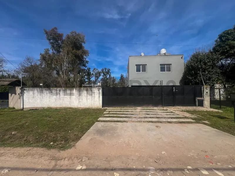 Casa en venta · General Rodriguez, GBA Oeste, Provincia de Buenos Aires Casa en venta · General Rodriguez, GBA Oeste, Provincia de Buenos Aires