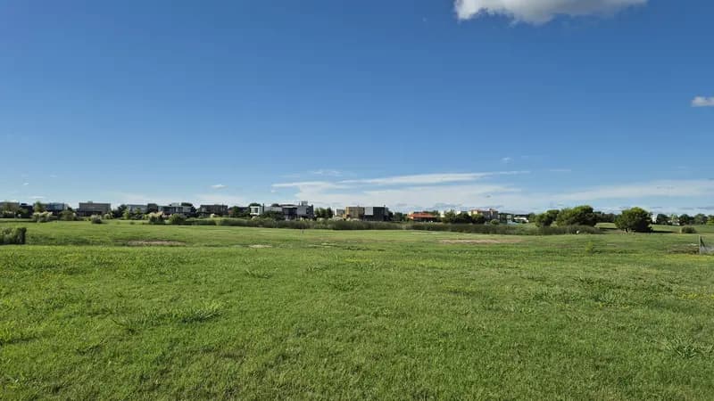 Terreno en venta · El Cantón, Escobar, GBA Norte, Provincia de Buenos Aires Terreno en venta · El Cantón, Escobar, GBA Norte, Provincia de Buenos Aires