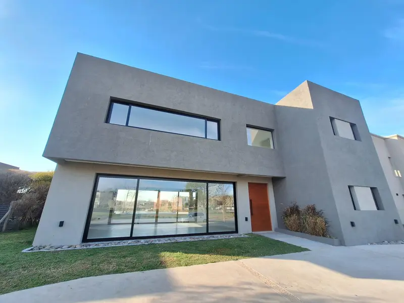 Casa en venta · El Cantón, Escobar, GBA Norte, Provincia de Buenos Aires Casa en venta · El Cantón, Escobar, GBA Norte, Provincia de Buenos Aires