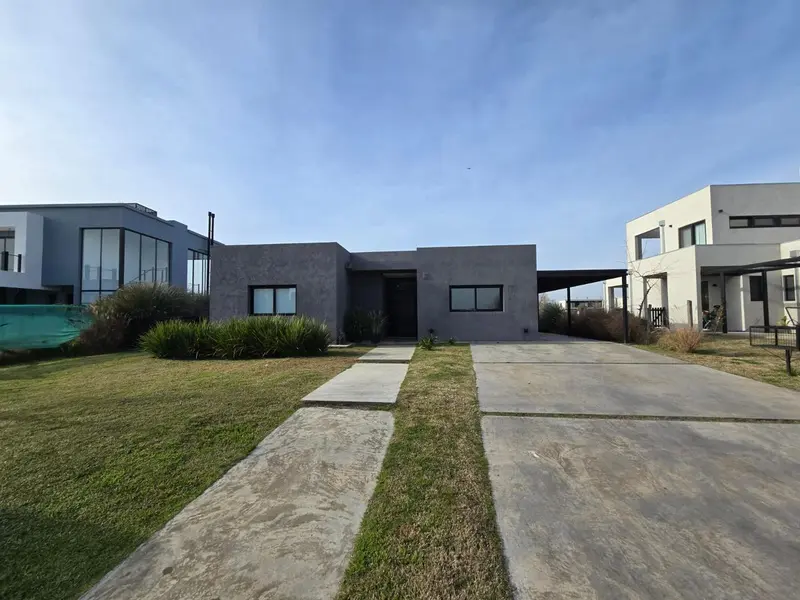 Casa en alquiler · El Cantón, Escobar, GBA Norte, Provincia de Buenos Aires Casa en alquiler · El Cantón, Escobar, GBA Norte, Provincia de Buenos Aires