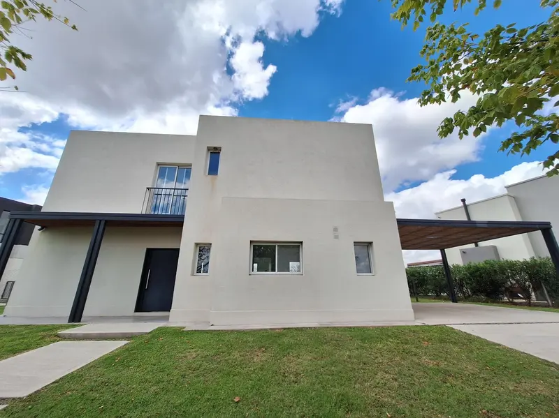 Casa en venta · El Cantón, Escobar, GBA Norte, Provincia de Buenos Aires Casa en venta · El Cantón, Escobar, GBA Norte, Provincia de Buenos Aires
