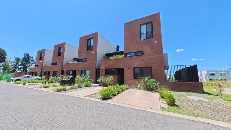 Casa en venta · Benavidez, Tigre, GBA Norte, Provincia de Buenos Aires Casa en venta · Benavidez, Tigre, GBA Norte, Provincia de Buenos Aires