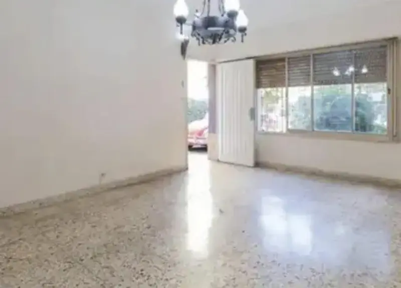 Casa en venta · Haedo, Morón, GBA Oeste, Provincia de Buenos Aires Casa en venta · Haedo, Morón, GBA Oeste, Provincia de Buenos Aires