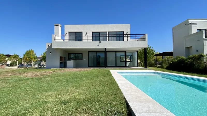 Casa en venta · El Naudir, Escobar, GBA Norte, Provincia de Buenos Aires Casa en venta · El Naudir, Escobar, GBA Norte, Provincia de Buenos Aires