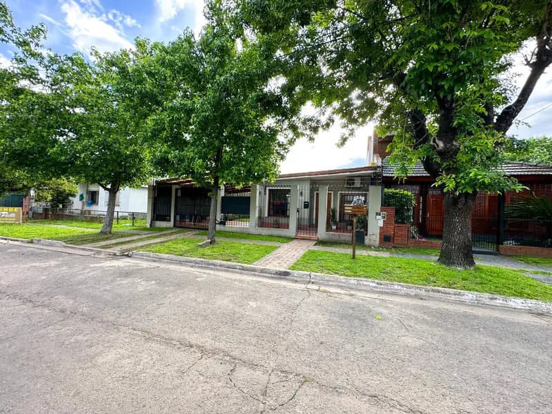 Casa en venta · Ciudad Evita, La Matanza, GBA Oeste, Provincia de Buenos Aires Casa en venta · Ciudad Evita, La Matanza, GBA Oeste, Provincia de Buenos Aires