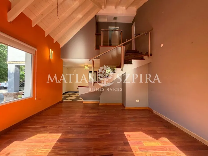 Casa en venta · Haras Maria Elena, Moreno, GBA Oeste, Provincia de Buenos Aires Casa en venta · Haras Maria Elena, Moreno, GBA Oeste, Provincia de Buenos Aires