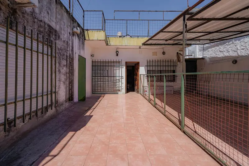 Casa en venta · Villa Luzuriaga, La Matanza, GBA Oeste, Provincia de Buenos Aires Casa en venta · Villa Luzuriaga, La Matanza, GBA Oeste, Provincia de Buenos Aires