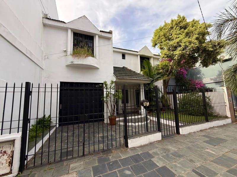 Casa en venta · Ramos Mejia, La Matanza, GBA Oeste, Provincia de Buenos Aires Casa en venta · Ramos Mejia, La Matanza, GBA Oeste, Provincia de Buenos Aires