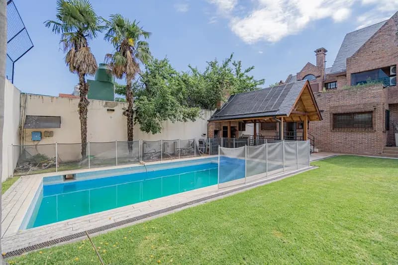 Casa en venta · Villa Sarmiento, Morón, GBA Oeste, Provincia de Buenos Aires Casa en venta · Villa Sarmiento, Morón, GBA Oeste, Provincia de Buenos Aires