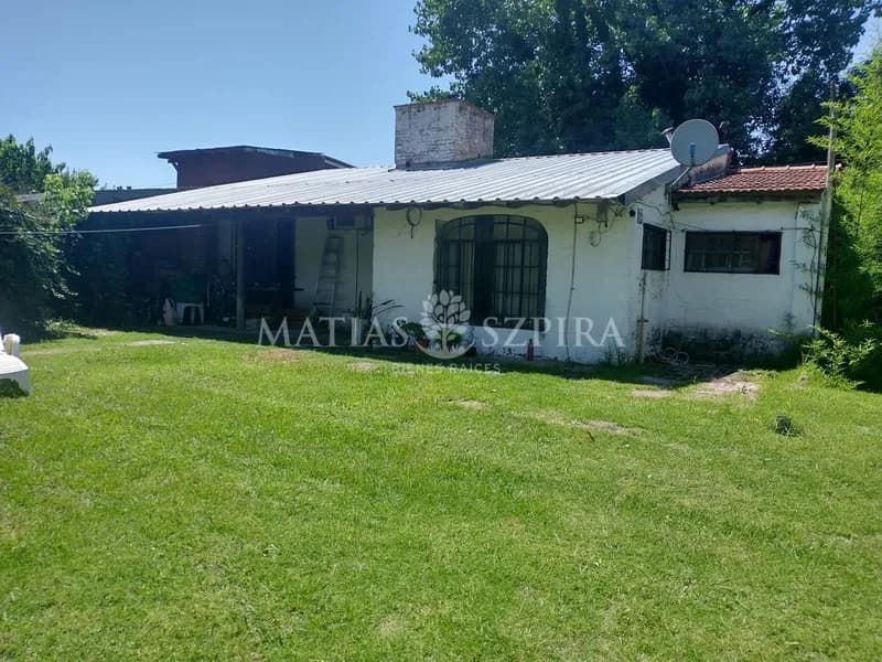 Casa en venta · Villa Gobernador Udaondo, Ituzaingó, GBA Oeste, Provincia de Buenos Aires Casa en venta · Villa Gobernador Udaondo, Ituzaingó, GBA Oeste, Provincia de Buenos Aires