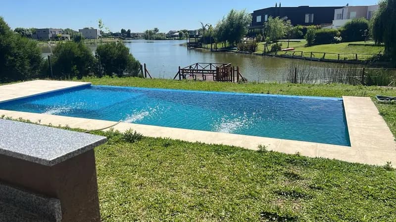 Casa en venta · El Cantón, Escobar, GBA Norte, Provincia de Buenos Aires Casa en venta · El Cantón, Escobar, GBA Norte, Provincia de Buenos Aires