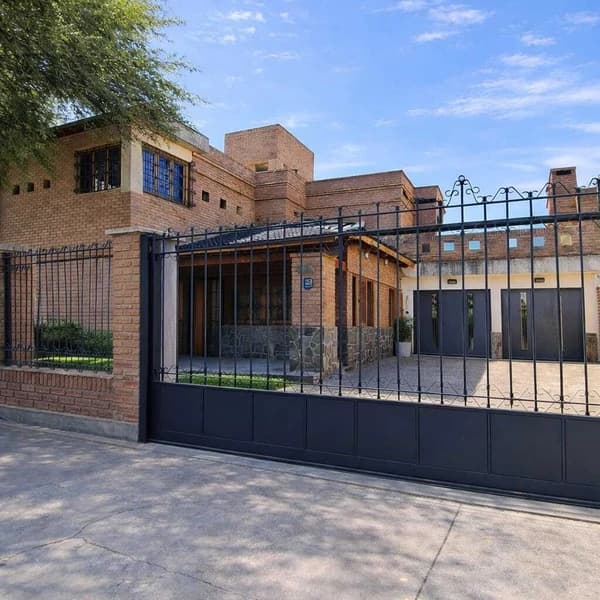 Casa en venta · Santa Isabel I, Córdoba Capital, Córdoba Casa en venta · Santa Isabel I, Córdoba Capital, Córdoba