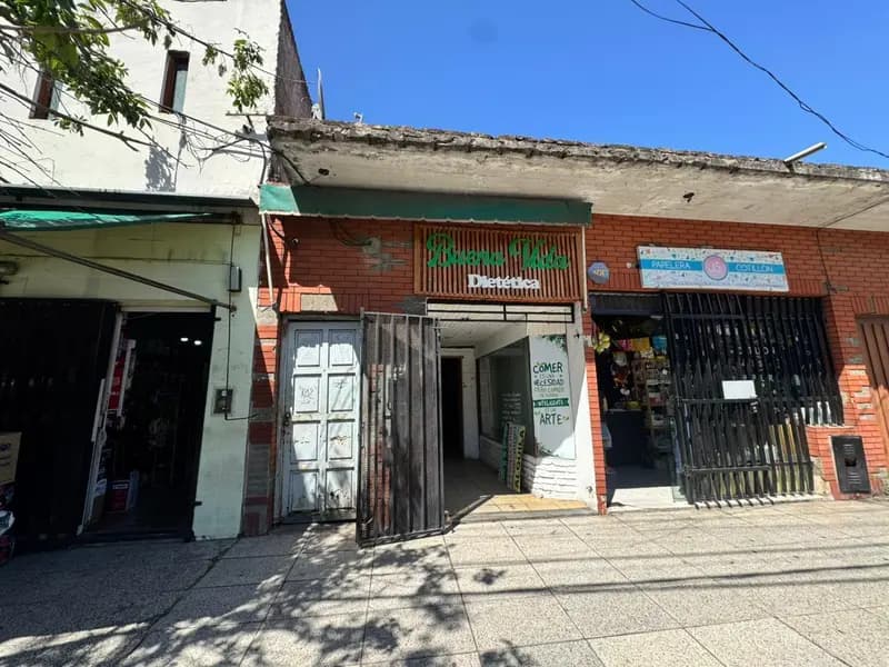Comercio en alquiler · Tapiales, La Matanza, GBA Oeste, Provincia de Buenos Aires Comercio en alquiler · Tapiales, La Matanza, GBA Oeste, Provincia de Buenos Aires