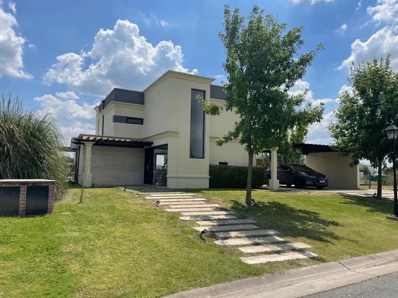 Casa en venta · San Sebastián, Escobar, GBA Norte, Provincia de Buenos Aires Casa en venta · San Sebastián, Escobar, GBA Norte, Provincia de Buenos Aires