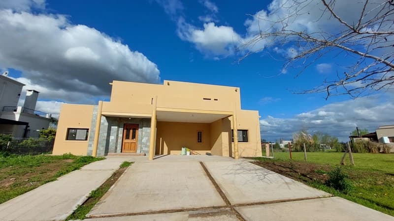 Casa en alquiler · El Cantón, Escobar, GBA Norte, Provincia de Buenos Aires Casa en alquiler · El Cantón, Escobar, GBA Norte, Provincia de Buenos Aires