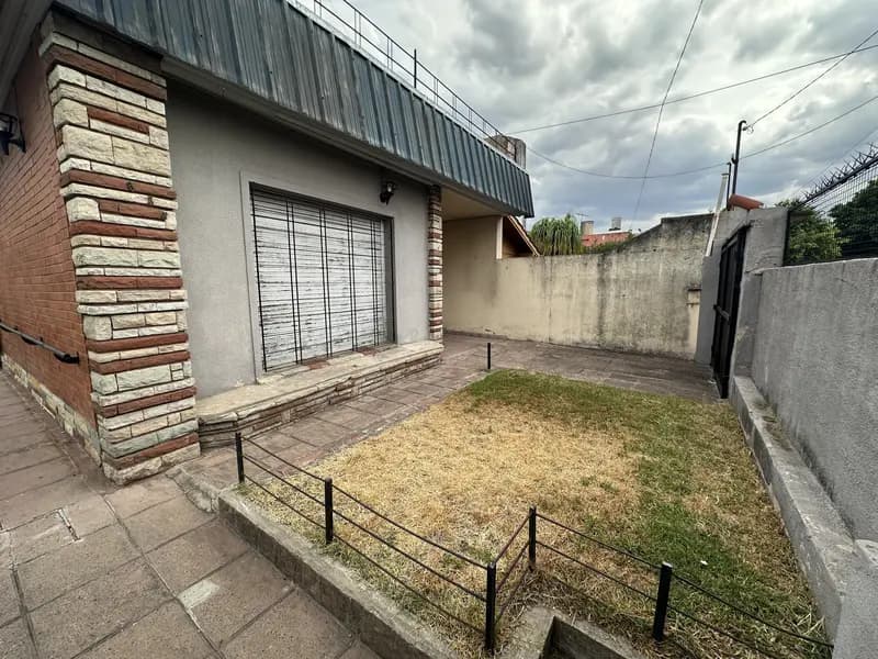 Depósito en venta · Morón, GBA Oeste, Provincia de Buenos Aires Depósito en venta · Morón, GBA Oeste, Provincia de Buenos Aires
