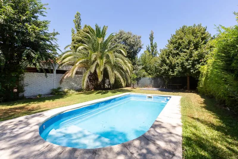 Casa en venta · Villa Gobernador Udaondo, Ituzaingó, GBA Oeste, Provincia de Buenos Aires Casa en venta · Villa Gobernador Udaondo, Ituzaingó, GBA Oeste, Provincia de Buenos Aires