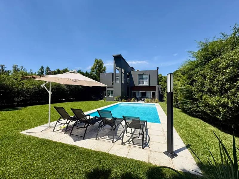 Casa en venta · Saint Matthew´s, Pilar, GBA Norte, Provincia de Buenos Aires Casa en venta · Saint Matthew´s, Pilar, GBA Norte, Provincia de Buenos Aires