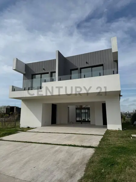 Casa en venta · Dique Luján, Tigre, GBA Norte, Provincia de Buenos Aires Casa en venta · Dique Luján, Tigre, GBA Norte, Provincia de Buenos Aires
