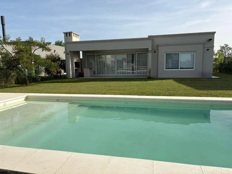 Casa en alquiler · El Naudir, Escobar, GBA Norte, Provincia de Buenos Aires Casa en alquiler · El Naudir, Escobar, GBA Norte, Provincia de Buenos Aires