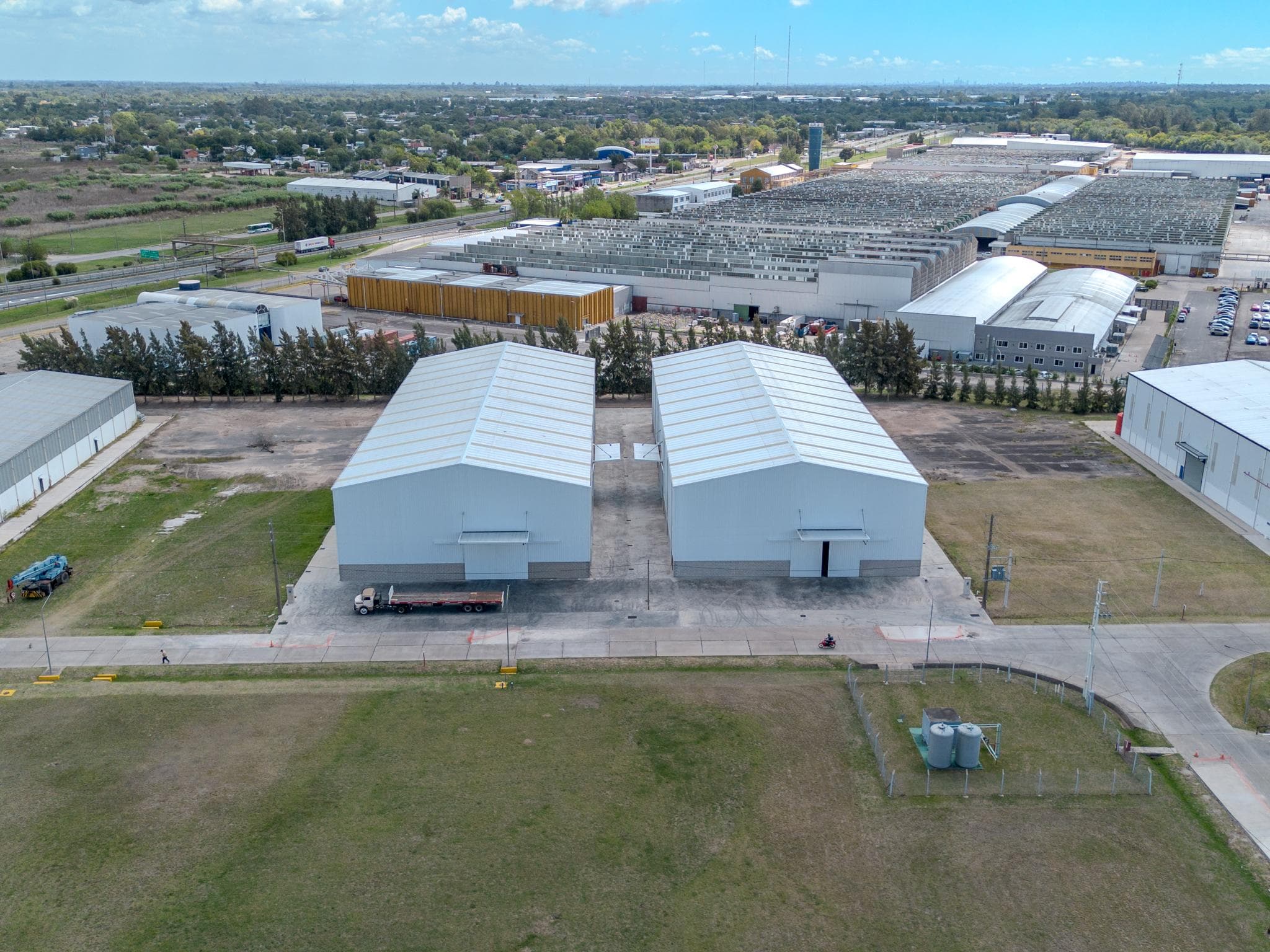 Depósito en alquiler · Berazategui, GBA Sur, Provincia de Buenos Aires Depósito en alquiler · Berazategui, GBA Sur, Provincia de Buenos Aires
