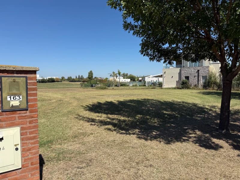 Terreno en venta · San Sebastián, Pilar, GBA Norte, Provincia de Buenos Aires Terreno en venta · San Sebastián, Pilar, GBA Norte, Provincia de Buenos Aires