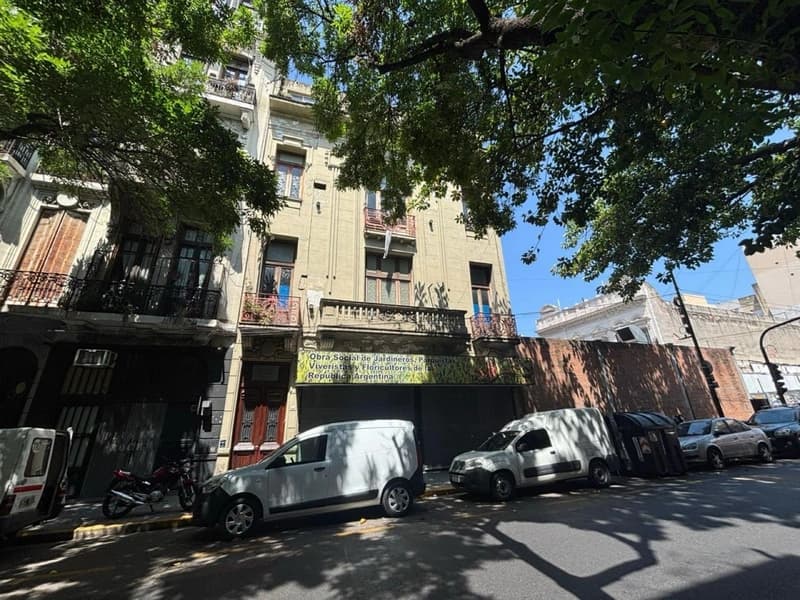 Casa en venta · Monserrat, CABA Casa en venta · Monserrat, CABA