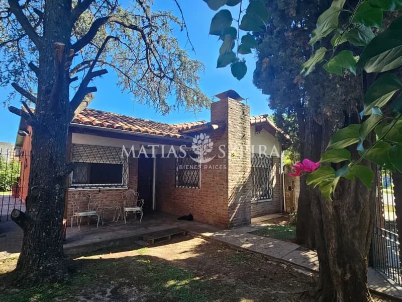 Casa en venta · Castelar Sur, Castelar, Morón, GBA Oeste, Provincia de Buenos Aires Casa en venta · Castelar Sur, Castelar, Morón, GBA Oeste, Provincia de Buenos Aires