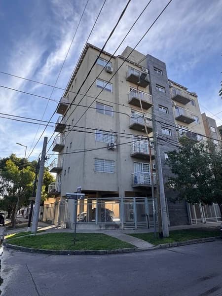 Departamento en alquiler · Morón, GBA Oeste, Provincia de Buenos Aires Departamento en alquiler · Morón, GBA Oeste, Provincia de Buenos Aires