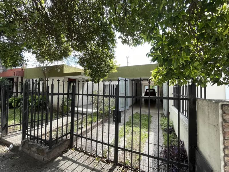 Casa en venta · Los Naranjos, Córdoba Capital, Córdoba Casa en venta · Los Naranjos, Córdoba Capital, Córdoba
