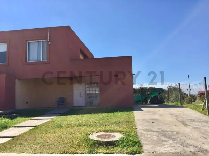 Casa en venta · Dique Luján, Tigre, GBA Norte, Provincia de Buenos Aires Casa en venta · Dique Luján, Tigre, GBA Norte, Provincia de Buenos Aires
