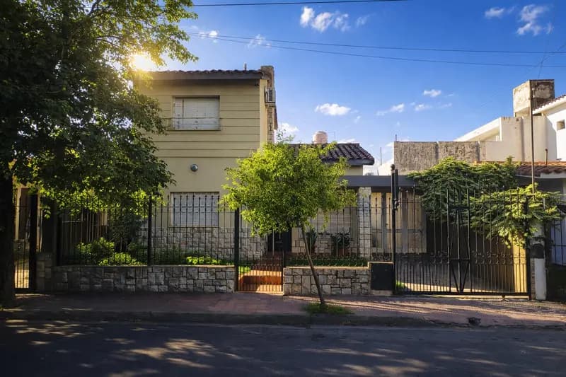 Casa en venta · Maipú Sección 1, Córdoba Capital, Córdoba Casa en venta · Maipú Sección 1, Córdoba Capital, Córdoba