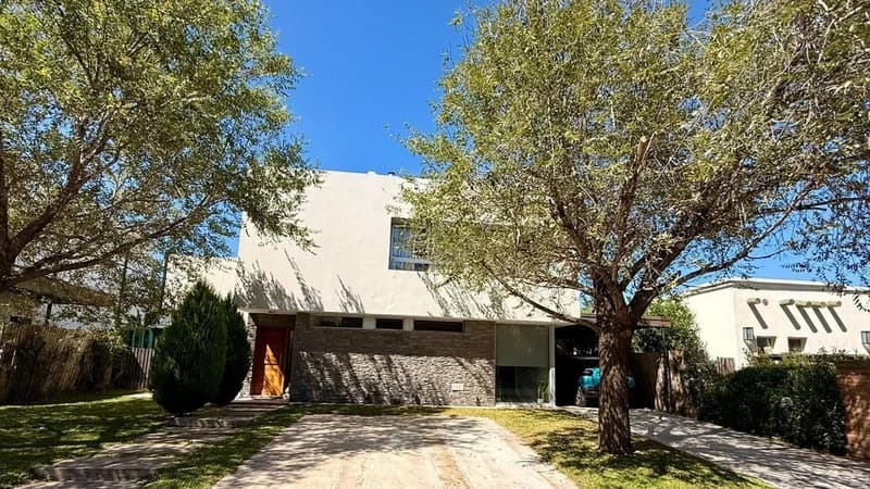 Casa en venta · Tigre, GBA Norte, Provincia de Buenos Aires Casa en venta · Tigre, GBA Norte, Provincia de Buenos Aires